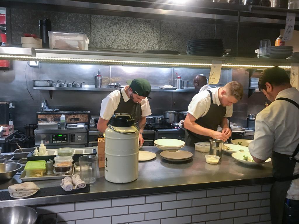 Why a Commercial Dishwashers is Important for Your Restaurant?